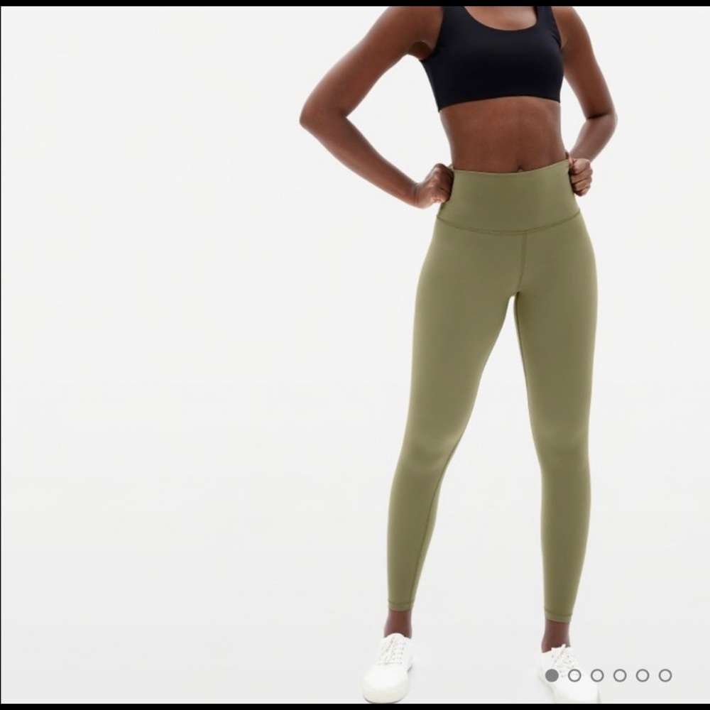 Everlane Perform Legging - Large